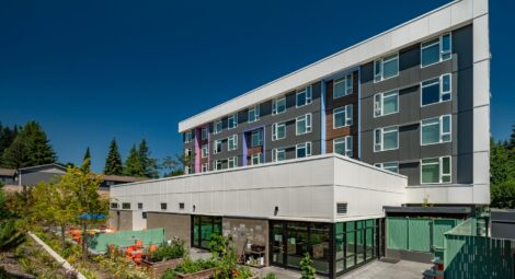 Residential building with garden